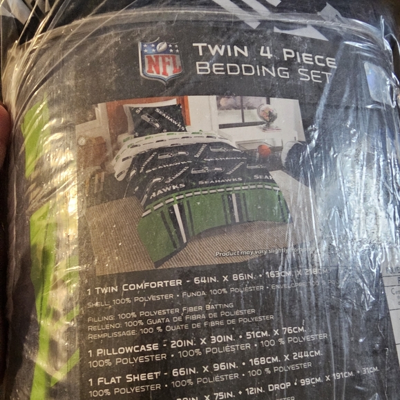Seahawks Twin 4 piece bedding set - Picture 1 of 1